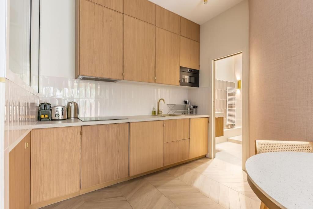Elegant 4-Star Stay In Central Paris - Suite Apart ภายนอก รูปภาพ